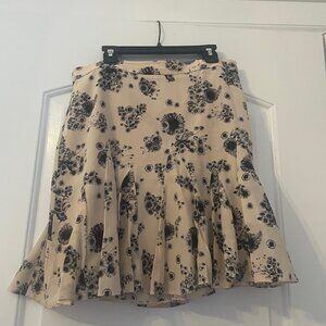 Club Monaco 100% Silk Skirt - size 6
